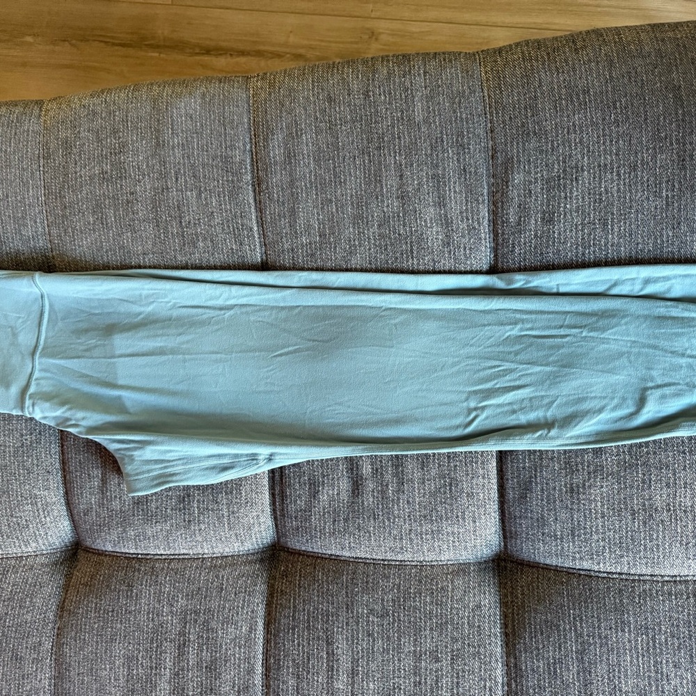 Aritzia Golden butter leggings